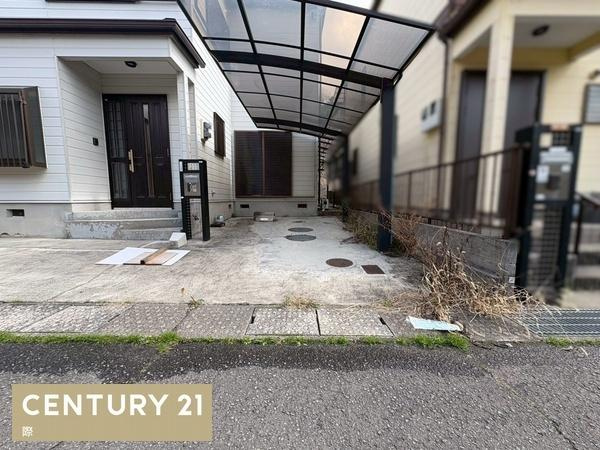 紀の川市藤井　中古戸建の駐車場