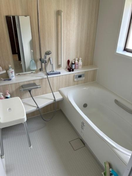 出雲市矢尾町　中古戸建の浴室