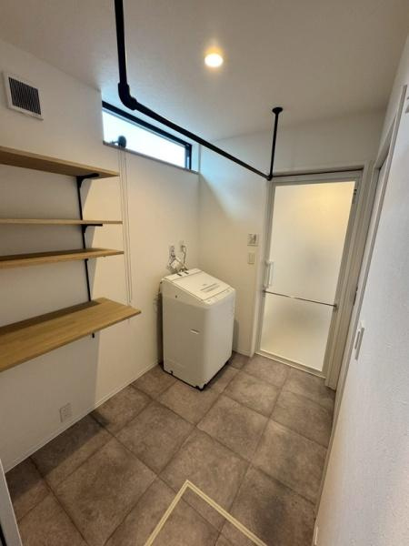 出雲市湖陵町板津　中古戸建の内装