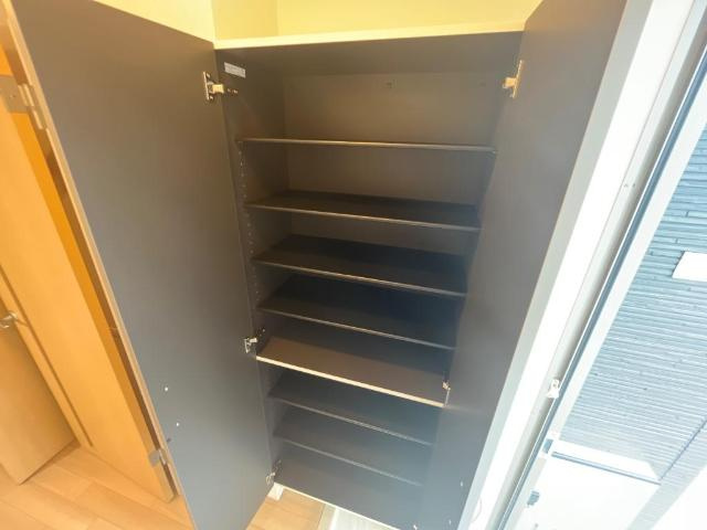 富山市中島新築アパートの収納|収納（イメージ）