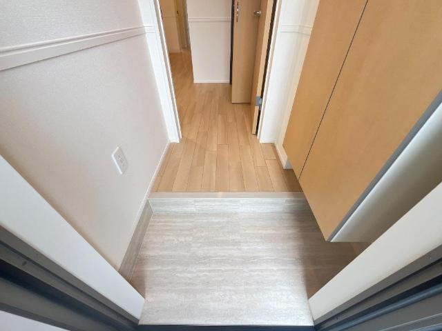 富山市中島新築アパートの玄関|玄関（イメージ）