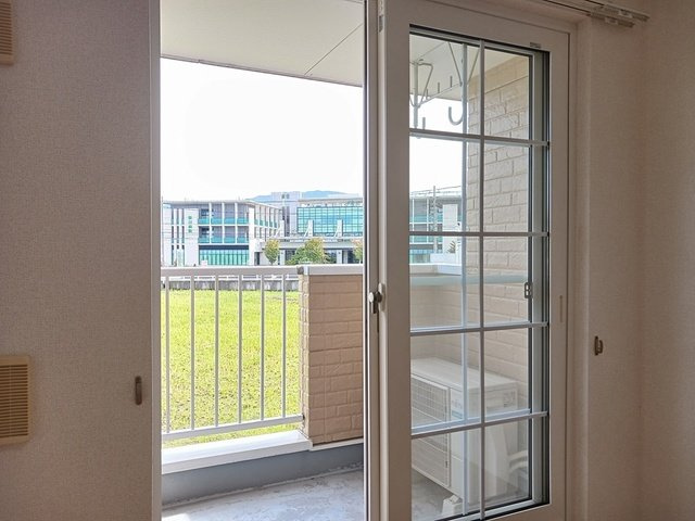 イムーブル　ＫＥＩＨＩＮ　Ａのバルコニー|バルコニーがあります