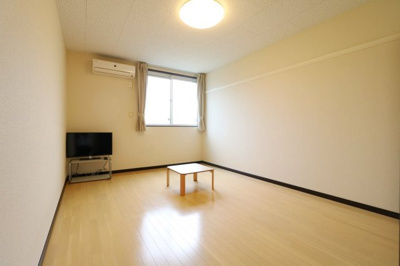 【居間・リビング】 | レオネクストボヌール南呉服 | １Ｆはフローリング仕様・２Ｆは絨毯仕様になります。