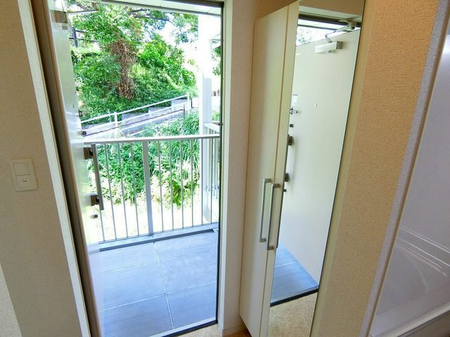 サンモール　わかばの玄関