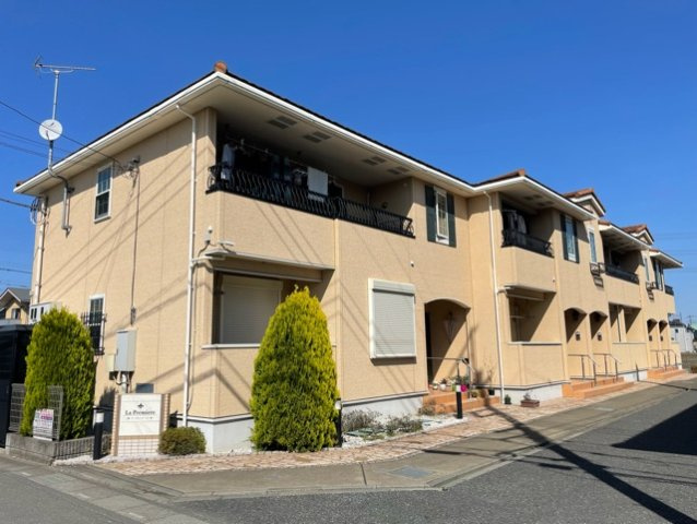 ラ・プルミエール