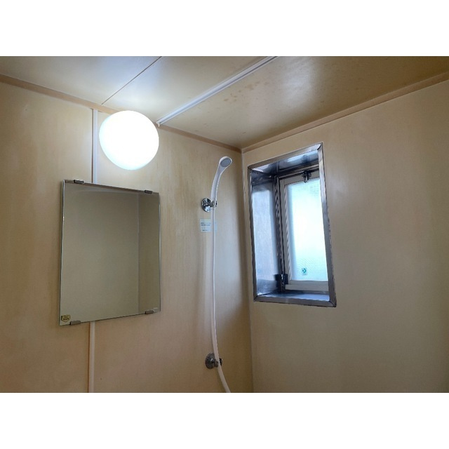 ローズアパートR-18の浴室