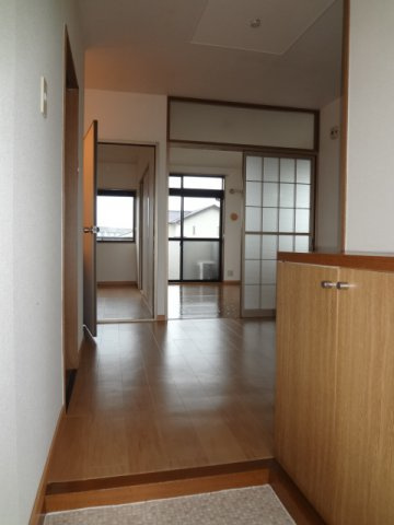 コーポ福の玄関