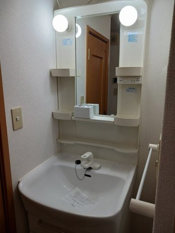 ラッフィナート　セレノの洗面所