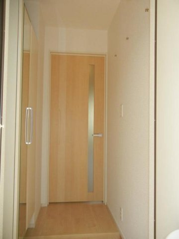 フロロース　Ａの玄関