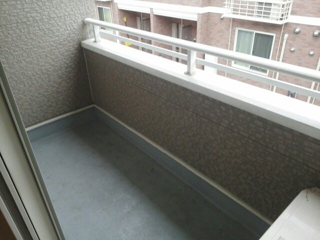 サイモンＳＩＸのバルコニー