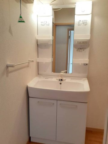 ベルグラ－ス　Ｂの洗面所