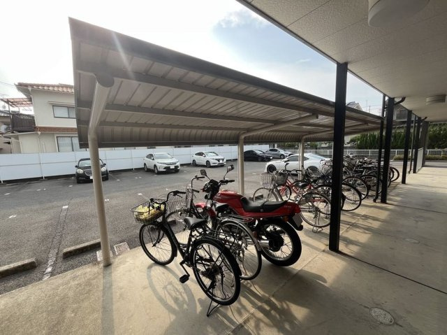 レオパレスフォーサイト　松山のその他