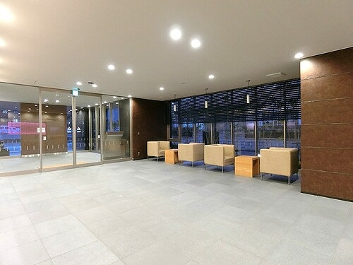 ライオンズ比治山本町のエントランス|エントランスホール