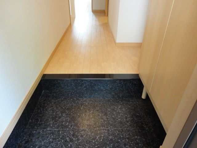 サンライズの玄関