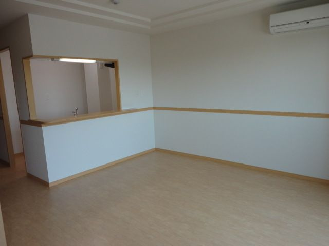 サンライズの居間・リビング