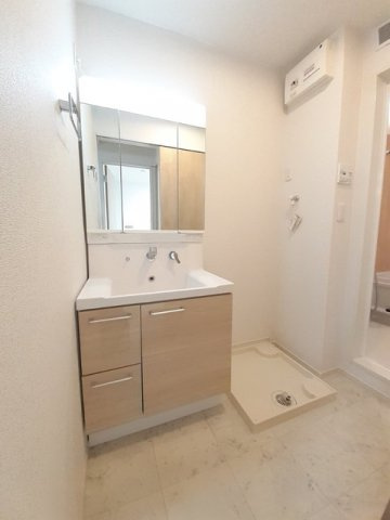 アイ　シー　ザ　ライト　Ⅰの洗面所