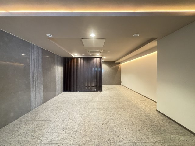 ザ・パークハウス市谷加賀町のエントランス