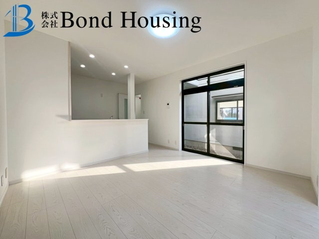 リフォーム済み物件　天が岡　中古戸建の居間・リビング