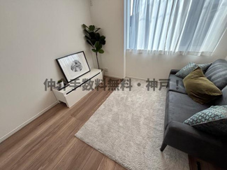 【居間・リビング】 | 神戸市垂水区星陵台7丁目　新築戸建　仲介手数料無料！ | おしゃれな居間です