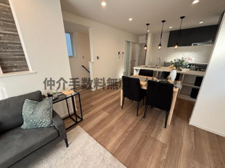 【居間・リビング】 | 神戸市垂水区星陵台7丁目　新築戸建　仲介手数料無料！ | ゆったり過ごせるリビングです