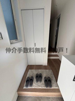 【玄関】 | 神戸市垂水区星陵台7丁目　新築戸建　仲介手数料無料！ | ゆったりとした玄関です