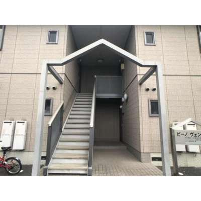 【エントランス】 | ピーノヴェントＢ | 建物の内部です