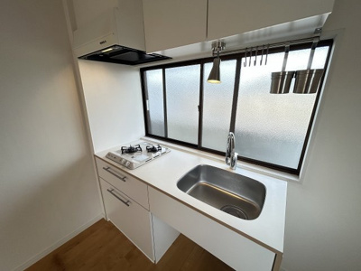 【キッチン】 | ＣＲＯＷＮ ＣＯＲＰＯⅠ201 | システムキッチン