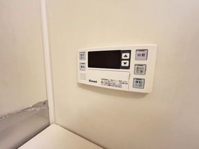 【その他】 | ＣＲＯＷＮ ＣＯＲＰＯⅠ201 | 浴室給湯器