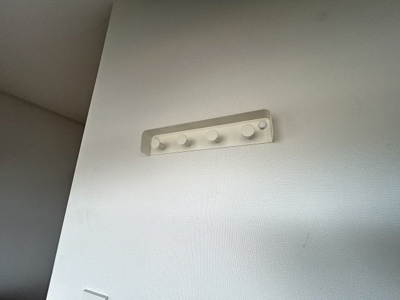 【設備】 | ＣＲＯＷＮ ＣＯＲＰＯⅠ201 | 玄関コート掛け