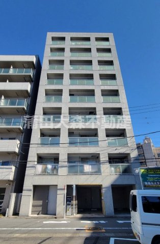 ヴェトロの外観|2004年3月築　RC鉄筋コンクリート造地上9階建て総戸数25戸
東京都大田区南蒲田2丁目　京浜急行本線京急蒲田駅と空港線糀谷駅、JR蒲田駅も徒歩圏内