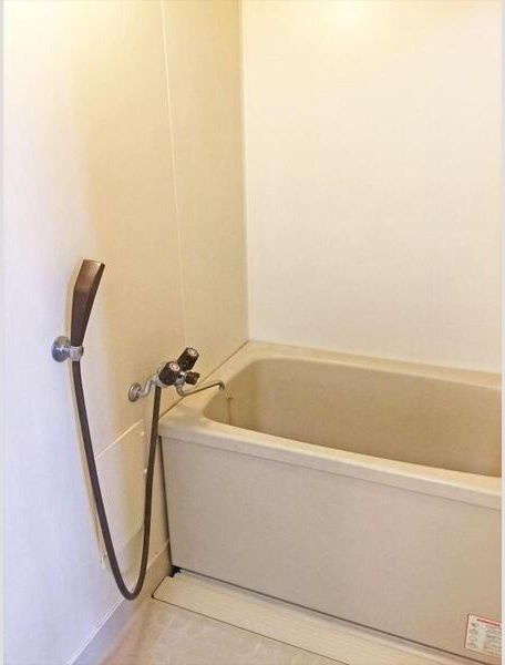 リバーサイド桶狭間の浴室