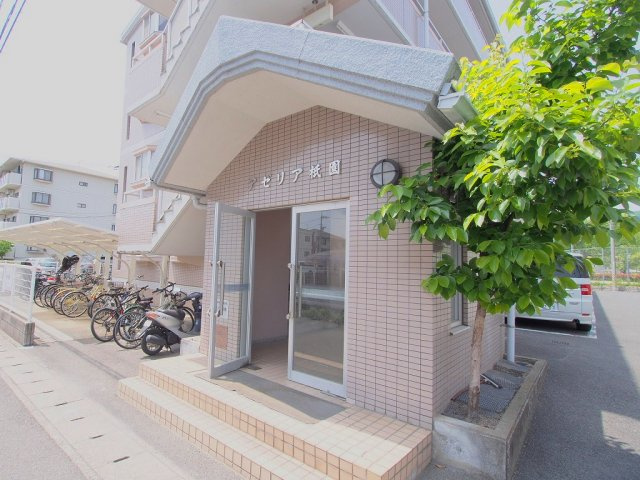 アゼリア祇園のエントランス