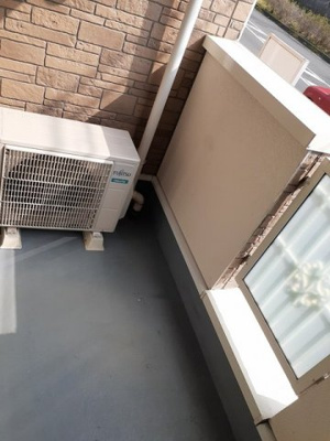 【バルコニー】 | グレイス・ヴィラＡ | 落ち着いた時間を過ごせるバルコニーです