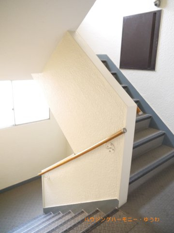 【居間・リビング】 | キャニオンマンションあずさわ | イメージ画像となります。実際とは異なりますので、ご注意ください！