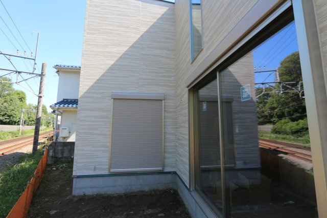 【東村山市萩山町Ⅴ期の外観|敷地面積39坪超！LDK広々23.75帖♪ウッドデッキと大空間LDKが叶える憧れの暮らし。