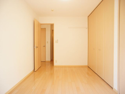 【寝室】 | ヴィヴァーチェB | 清潔感のあるきれいな洋間です♪