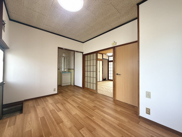 中本借家の寝室