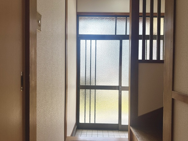 中本借家の玄関
