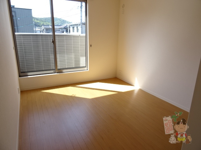 ユリアガーデンの洋室