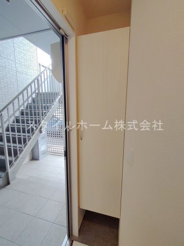 ぱるタウン乗小路の玄関|イメージ写真です。