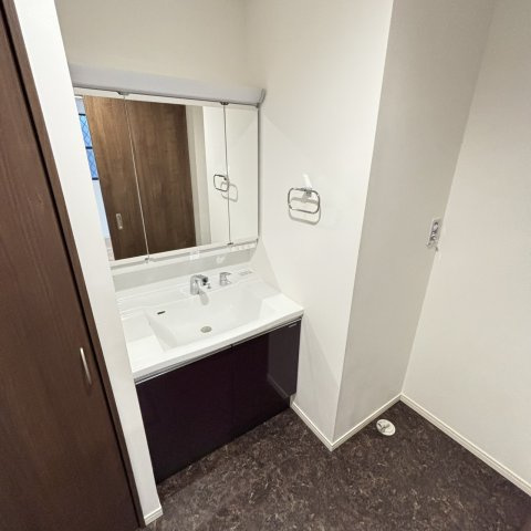 森南車庫付き戸建の洗面所