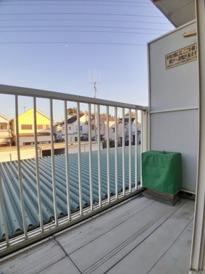 【バルコニー】 | シャルム岩出 | バルコニーからの眺めを楽しみながら食事をしませんか