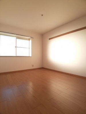 【内装】 | シャルム岩出 | 明るい色調の室内です