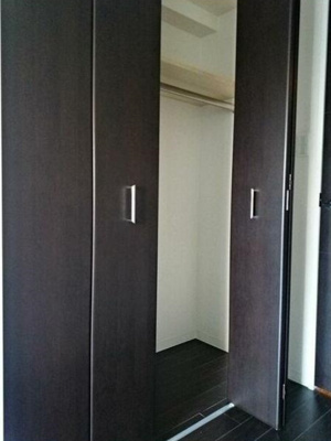 【玄関】 | Ks Noir | クローゼット完備。