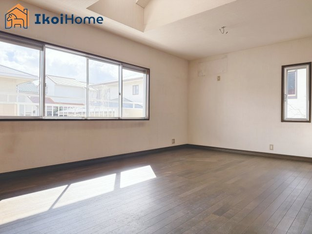 神戸市西区桜が丘東町５丁目　中古戸建の子供部屋|【ホームページに現地動画掲載中】●年中無休：当日予約可●2階洋室14帖で広々しています！