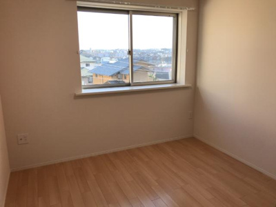 【内装】 | クレセントピアス | 洋室