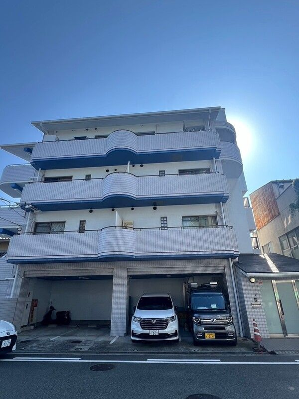 フィアスコート南津守