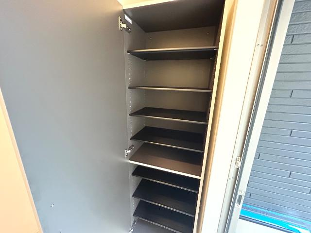 Ｇｒａｎｄ　Ｐｏｉｒｅの収納|下駄箱