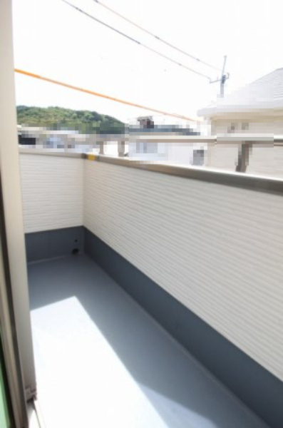 介良乙　新築戸建　1号棟【太陽光発電システム　7.56kw】（全3区画）　のトイレ|2F
