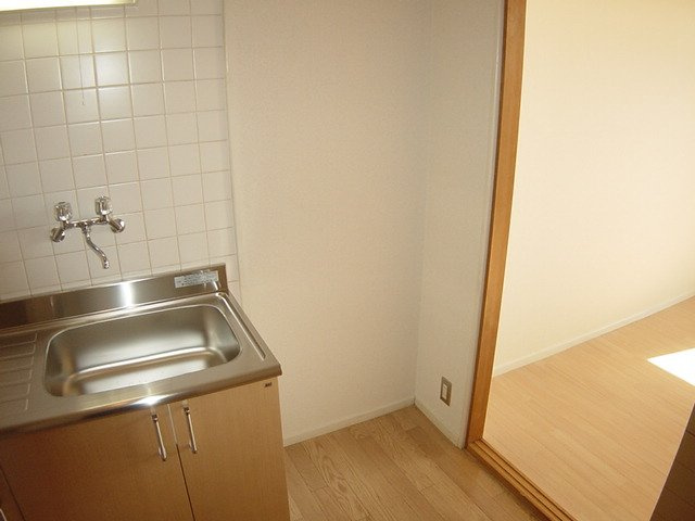 タウニー緑ケ丘のその他|冷蔵庫設置場所